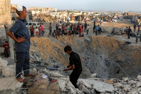 ارتفاع حصيلة الشهداء في قطاع غزة إلى 72,740 شهيداً
