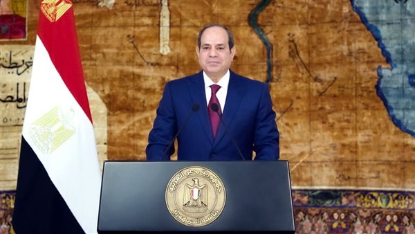 قرار جمهوري بترقية قائدي القوات البحرية والجوية إلى رتبة الفريق