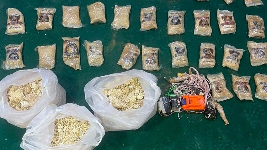 الجيش يحبط محاولة تهريب كمية كبيرة من المواد المخدرة بواسطة بالونات