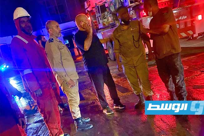 السلامة الوطنية: إصابة 6 رجال إطفاء خلال إخماد حريق مبنى رئاسة الوزراء بطرابلس