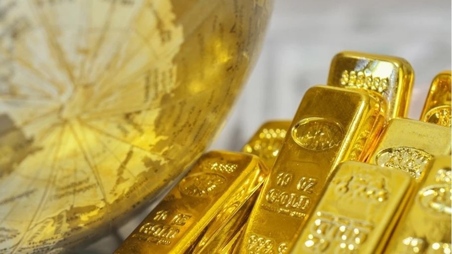 الذهب يتجه لمكاسب أسبوعية وسط آمال اتفاق بين الولايات المتحدة وإيران