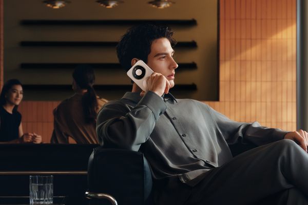 هاتف HUAWEI Mate 80 Pro يرفع معايير الهواتف الرائدة مع 8 مزايا Super مبتكرة