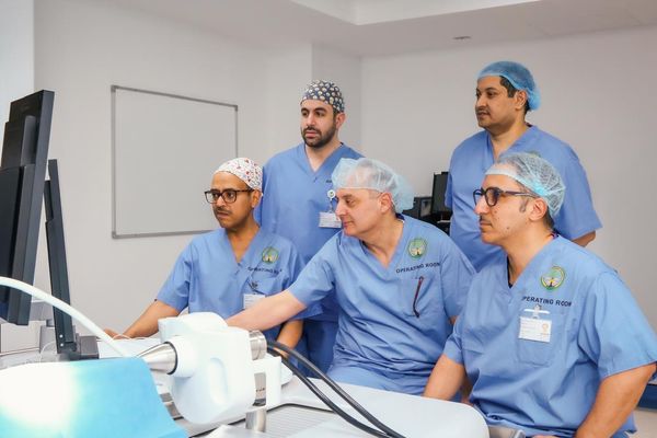 "التخصصي" ينجح في تطبيق إجراء رائد لعلاج سرطان البروستاتا