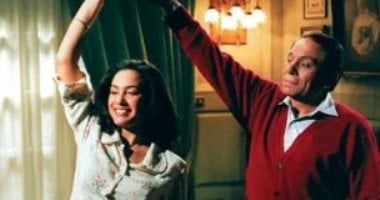 هند صبرى تكتب لـ "اليوم السابع" عن الزعيم: عادل إمام أسطورة مصرية حية تلهم من يقترب منها.. أيقونة فنية نادرة التكرار.. سيظل قدوة لكل الأجيال.. والقرب أتاح لى أن أتعلم منه كثيرًا