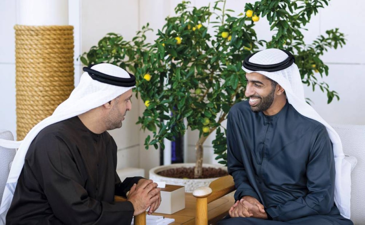 رئيس الدولة يستقبل حاكم رأس الخيمة وولي عهده