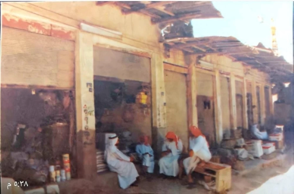 «الجفرة».. سوق التمويلات ومركز الأخبار