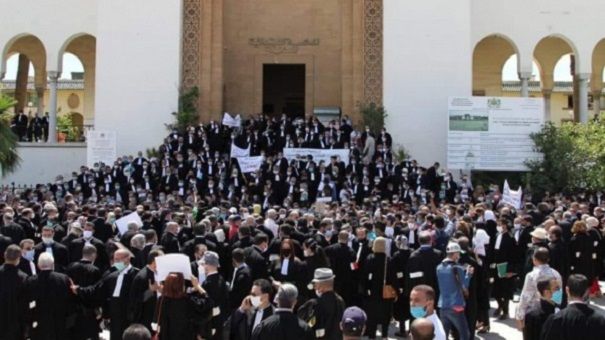 جمعية هيئات المحامين تدعو لاجتماع طارئ بعد المصادقة على تعديلات “قانون المهنة”