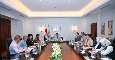محافظ جنوب سيناء يترأس اجتماع لجنة الإشغالات لضبط المنظومة بشرم الشيخ