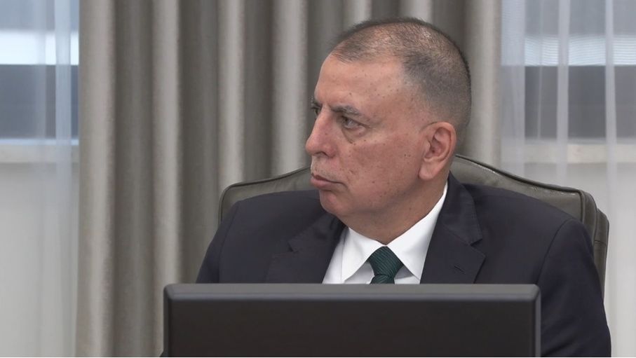 وزير الداخلية يدعو إلى الإبلاغ عن أي ممارسات قد تؤدي لإشعال الحرائق