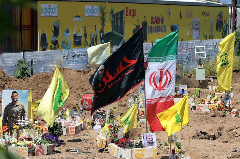 مراقبون إسرائيليون: حكومة نتنياهو تمنح حزب الله فرصة ثمينة للبقاء والانتصار