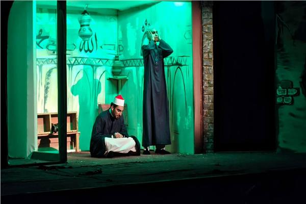 مسرح الفيوم يفتح أبوابه لعرضين يمثلان رحلتين في أعماق النفس والهوية