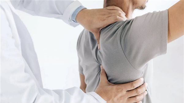 نقيب العلاج الطبيعي يطالب رئيس الوزراء بالتدخل بشأن تكليف الخريجين دفعة 2023