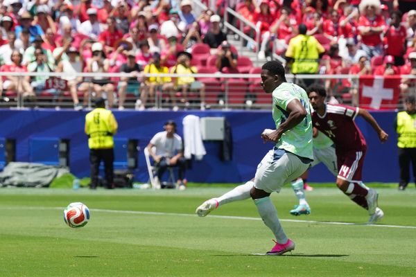 إيمبولو يسجل أول ضربة جزاء بمونديال 2026 في شباك قطر