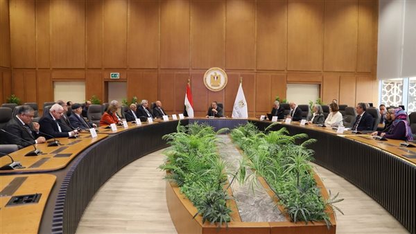 تاج الدين رئيسًا والقليني نائبًا، تشكيل مجلس أمناء جامعة عين شمس الأهلية