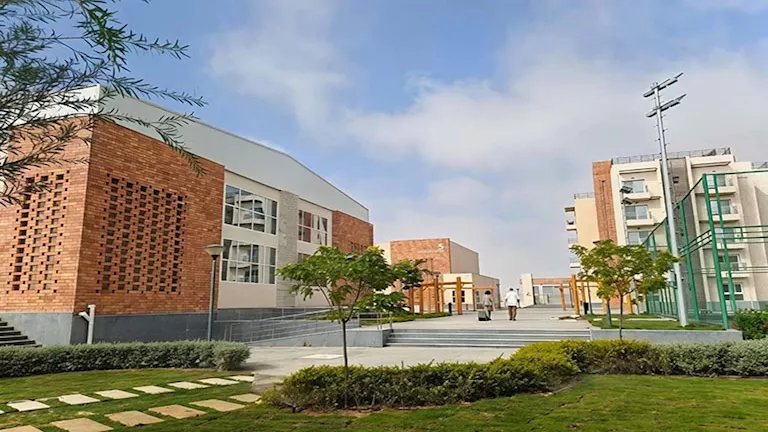 يفتتحها السيسي وماكرون اليوم.. جامعة "سنجور" صرح الفرانكوفونية الجديد
