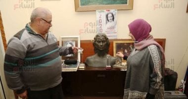 صورها النادرة وفساتينها وتمثالها الشهير.. جولة داخل متحف مديحة يسرى