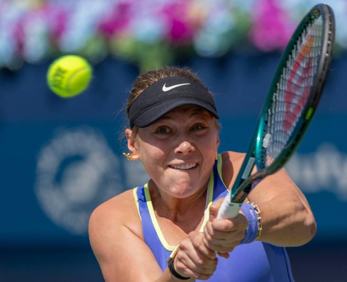 5 لاعبات من أفضل 10 عالمياً يبلغن ربع نهائي بطولة دبي للتنس