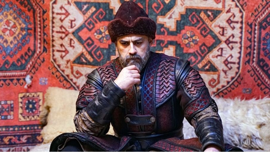 وفاة الممثل التركي كانبولات أرسلان عن 45 عاماً...