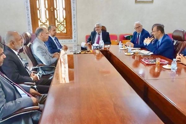 سلطنة عمان تطّلع على التّجربة المغربيّة في التأهيل القانوني والبحث العلمي