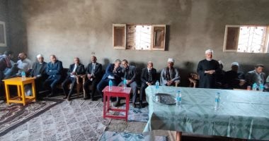 محافظ أسيوط يترأس وفدا رسميا وشعبيا لتقديم واجب العزاء لأسر ضحايا حادث أبنوب