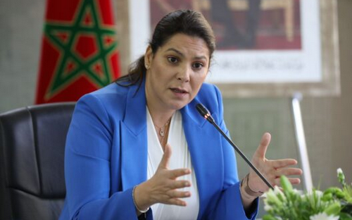 المنصوري ترد على “حملة تشهير” باللجوء إلى القضاء