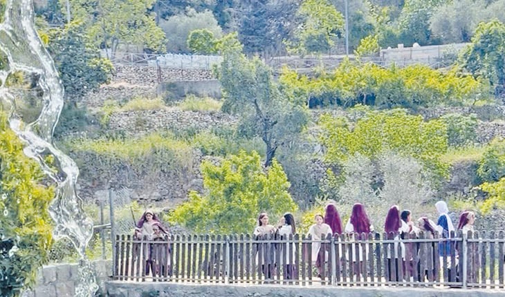 بالزراعة والسياحة تحمي بتّير الفلسطينية أرضها المُهددة بالاستيطان