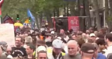 باريس على صفيح ساخن فى عيد العمال.. مسيرة حاشدة وسط إجراءات مشددة
