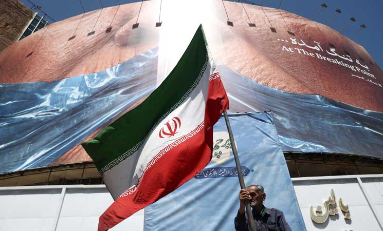 إيران تعلن عبور 28 سفينة من مضيق هرمز خلال 24 ساعة