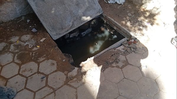 إصابة شخصين إثر سقوطهما بغرفة صرف صحي في أسيوط