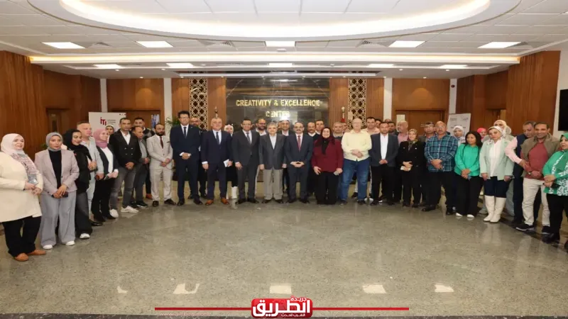 بالتعاون مع قناة السويس ونقابة الصحفيين ..إفتتاح البرنامج التدريبي للصحفيين بمركز الإبداع والتميز