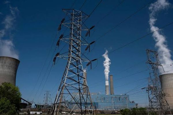 انخفاض انبعاثات الغازات الدفيئة في الاتحاد الأوروبي 17% خلال 2025