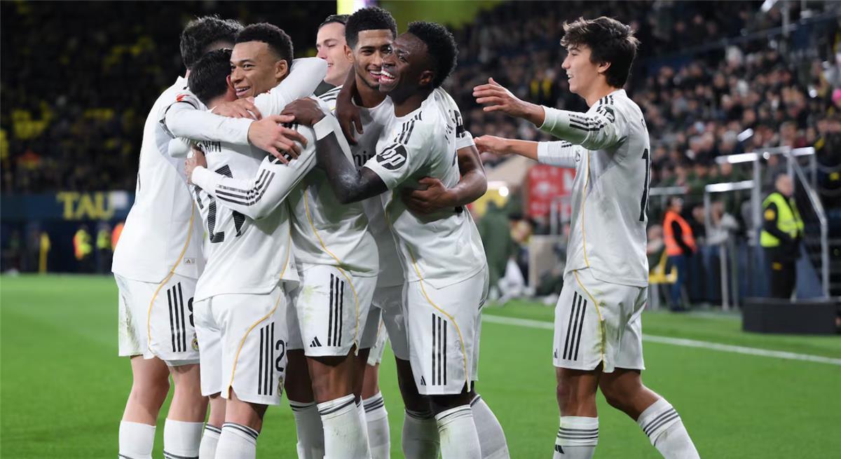 ريال مدريد يسعى للحفاظ على لاعبه أمام أطماع ليفربول ومانشستر يونايتد