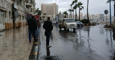 أمطار غزيرة تضرب الإسكندرية وطقس شديد البرودة