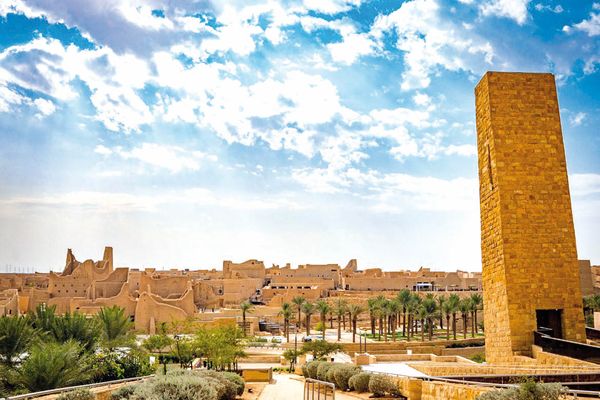 «السعوديــون» «السعـوديـة» «الـدولة السعـوديـة» مسـميـات ارتبطت بالهوية واللحمة الوطنية منذ الدولة السعودية الأولى