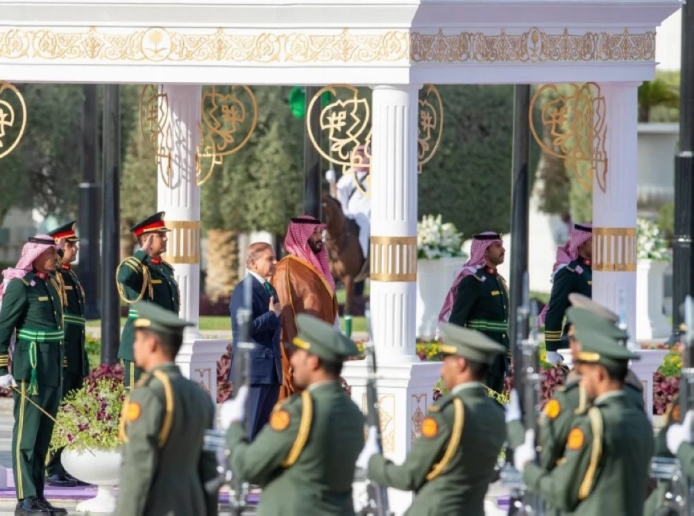اتفاقية الدفاع المشترك بين السعودية وباكستان «مظلة ردع» لحماية الخليج والعالم الإسلامي