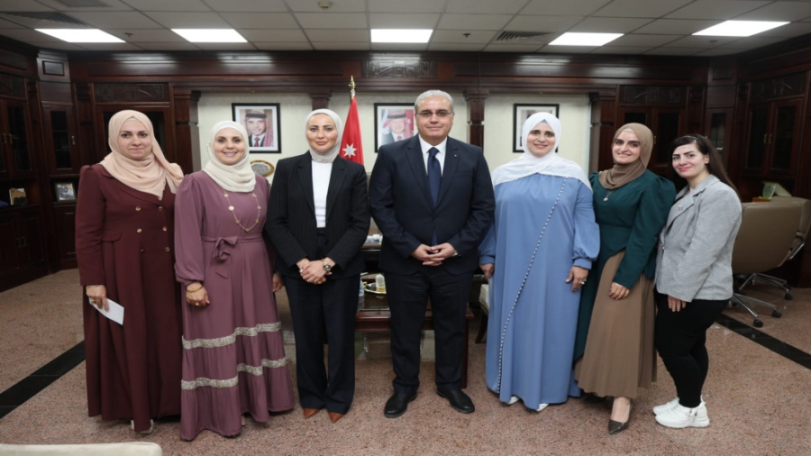 البدور يكرّم الفائزين من وزارة الصحة في مسابقة التميز التمريضي والقبالة