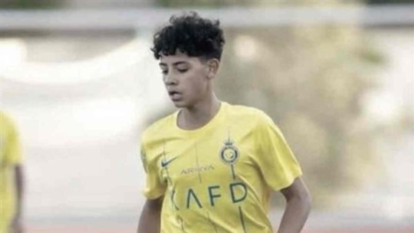 مفاجأة، 16 ناديا يرغب في التعاقد مع نجل كريستيانو رونالدو