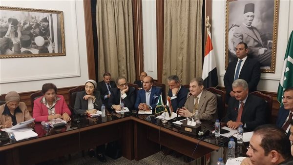 رئيس الوفد: "الأحوال الشخصية" من أهم القوانين فى مصر وكل ما يعنينا الأبناء
