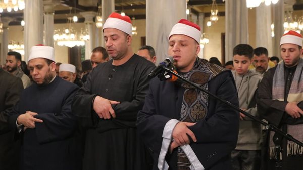 كبار القراء ونجوم «دولة التلاوة» يحيون الليلة الثانية عشرة من رمضان بالمساجد الكبرى (صور)