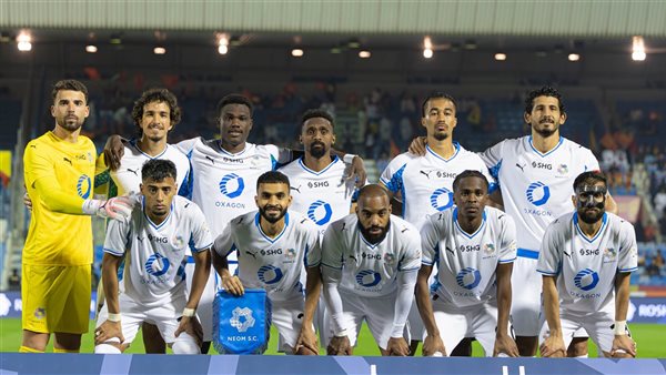 الدوري السعودي، القادسية ونيوم يتعادلان سلبيا في الشوط الأول