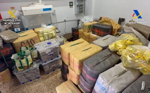 تفكيك شبكة لتهريب المخدرات من سواحل الريف نحو جنوب إسبانيا