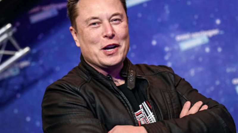 خطأ تقني يحول شابة بريطانية إلى أغنى شخص في التاريخ وأغنى من إيلون ماسك 100 ألف مرة