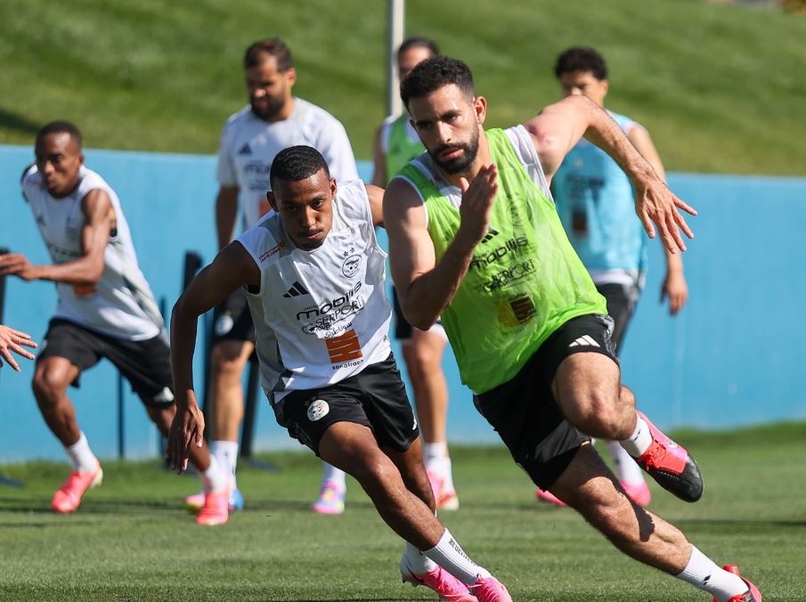"ثعالب الصحراء" جاهزون لمقارعة بطل العالم ومفاجأة المونديال تبدأ من الأرجنتين