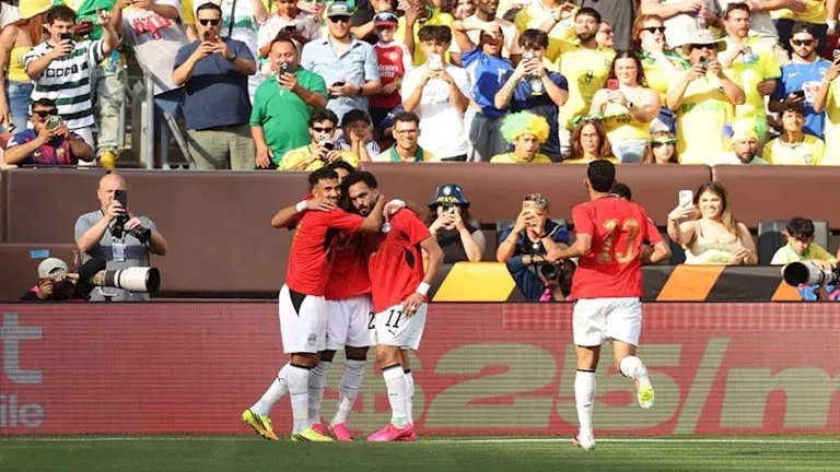 البرازيل تحسم القمة الودية أمام مصر في مباراة مثيرة