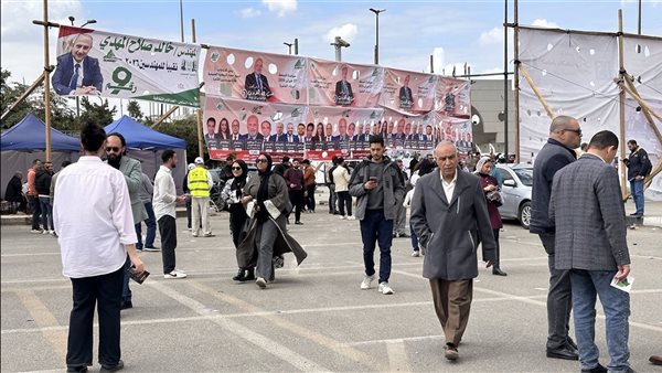 إقبال كثيف على انتخابات نقابة المهندسين في القاهرة (فيديو وصور)