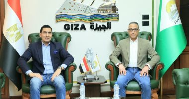 محافظ الجيزة يستقبل وزير الرياضة فى بداية جولتهما على المنشآت الشبابية