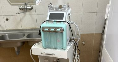 غلق مجمع عيادات غير مرخص بأخميم وضبط مخالفات جسيمة تهدد سلامة المرضى