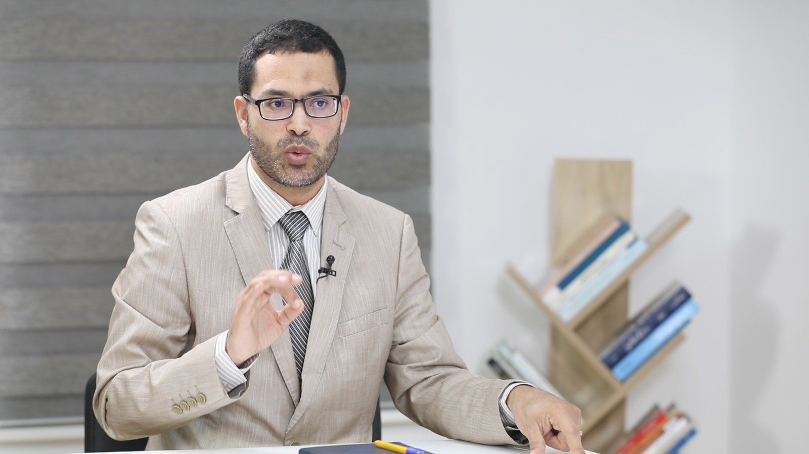 خالد يايموت: مشاركة المغاربة في انتخابات 2026 لن تتعدى 30% والعزوف سيكون “صادما”