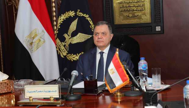 وزير الداخلية يهنئ رجال الشرطة والعاملين بالوزارة: عيد الأضحى مناسبة تجسد قيم الإيثار والالتزام