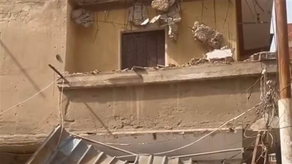 إصابة 7 أشخاص في سقوط بلكونة منزل خلال حفل زفاف بدمنهور